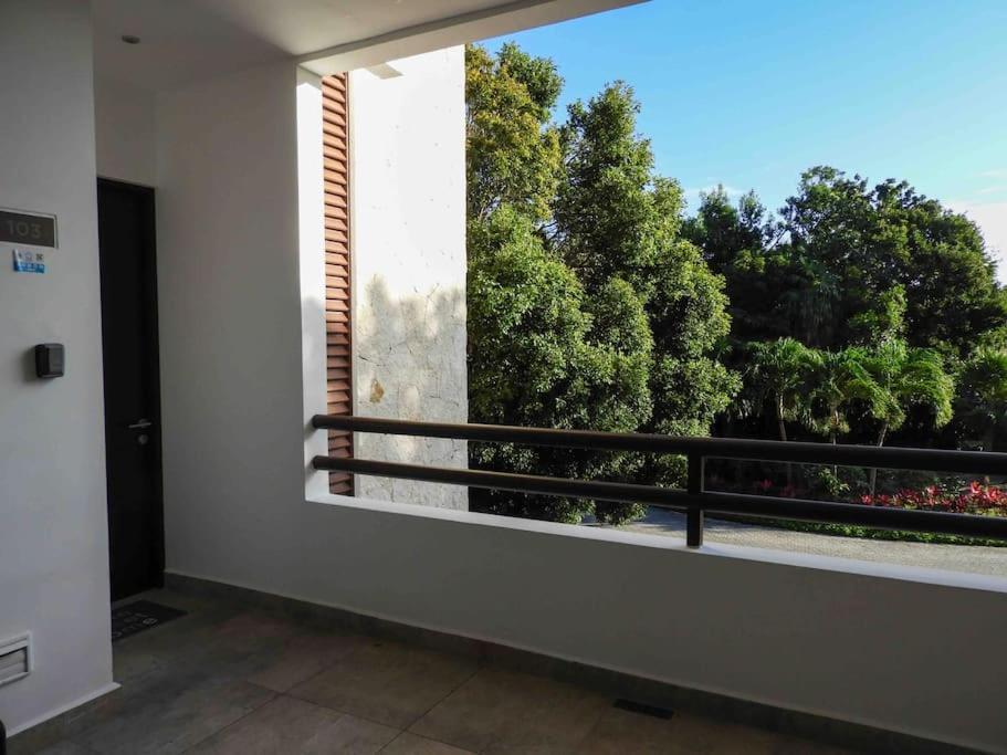 Aku-Chic Newly Furbished Condo Jungle Pool Xetna Buitenkant foto
